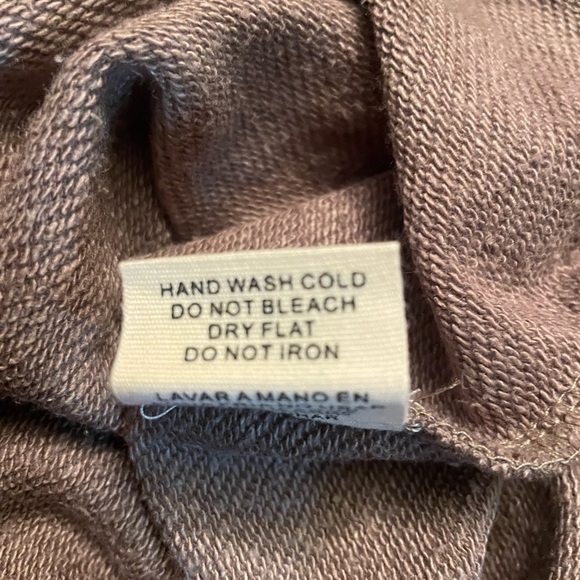 NWT Boutique Open Back Crystal Embellished Sweatshirt Sweater Olive Brown Size L - Picture 7 of 10